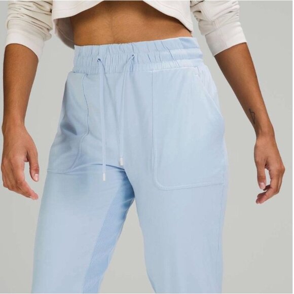 Lululemon Beyond the Studio Crop 6 Blue Linen Jogger Lined Sweatpant - Picture 2 of 8